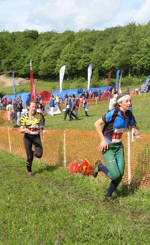 Rachael Elder (Left) Finishing Rachael Elder (Left) Finishing